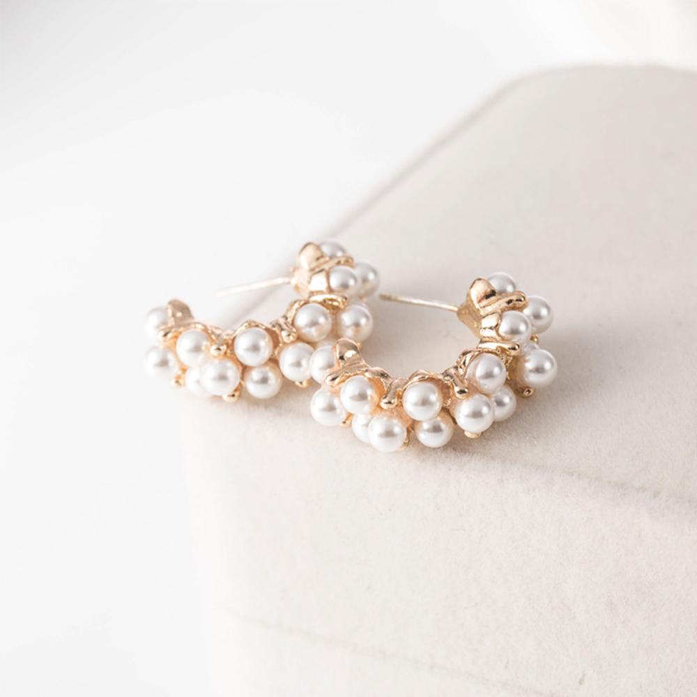 Anting Hoop Agustina Wanita Baru Lingkaran Mutiara Temperamen Handmade Vintage Fashion Jewelry