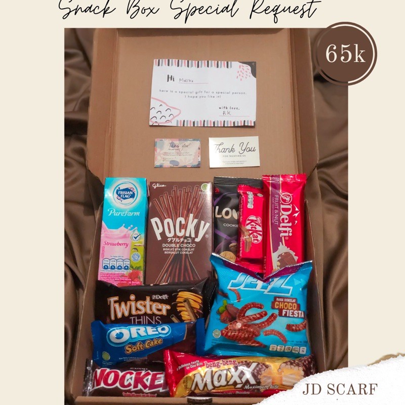 

Snack Box Untuk UlangTahun Wisuda birthday