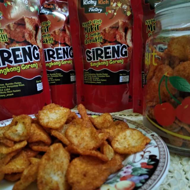 

Makaroni Sireng (Singkong Goreng)