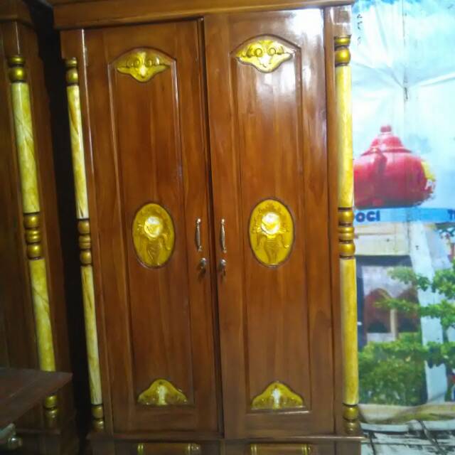 Lemari jati minimalis  2 pintu