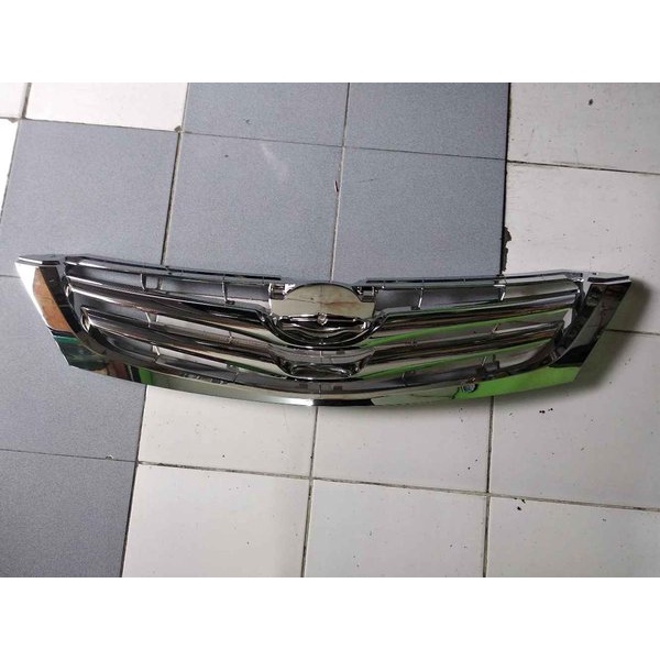 Grill atas Innova 2008 Berkualitas