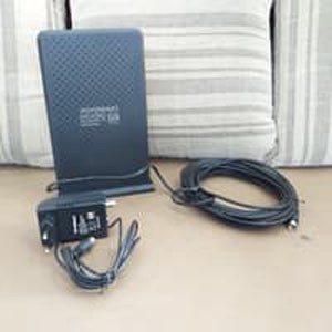 Antena TV TOYOSAKI Indoor / Outdoor Digital Analog 220 + Kabel 10Mindoor / outdoor AIO-235