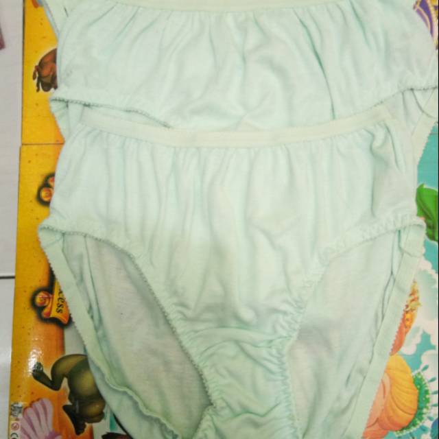 Celana dalam wanita triumph