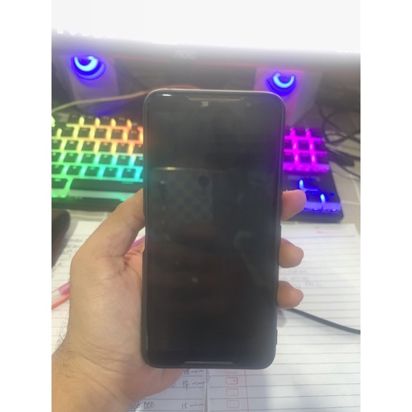 ROG PHONE 1/I Memori 128GB, RAM 8.