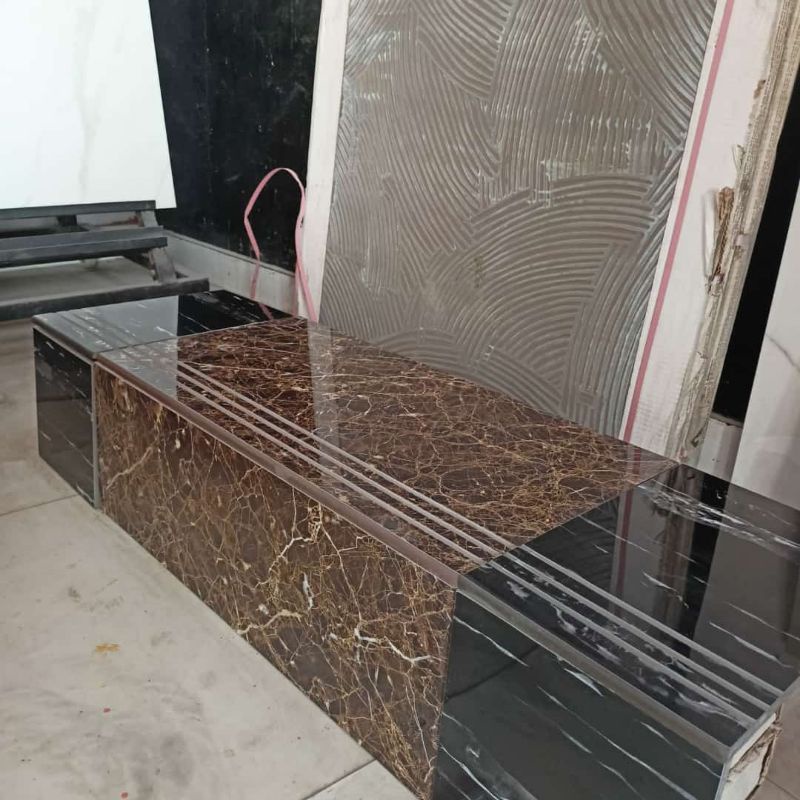 Granit Tangga Kombinasi 30x100 plus 20x100 Glazed Polizhed Kw1 (Royal Brown)