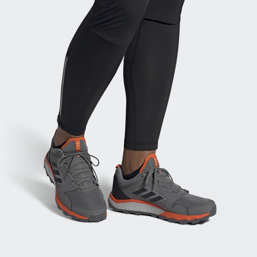 Sepatu gunung TERREX AGRAVIC TR EF6856