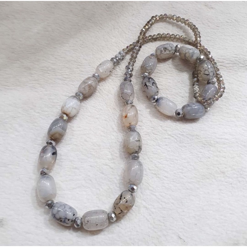 satu set kalung dan gelang batu akik khas kalimantan cantik