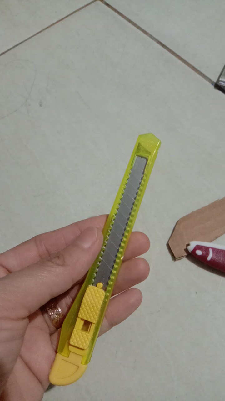 Pisau Kater Ukuran Besar Tajam Anti Karat. Eceran