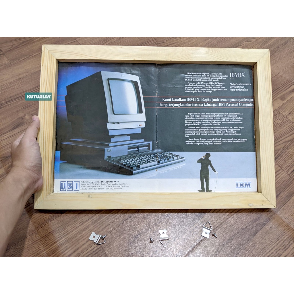 Pajangan Iklan Komputer Jadul Mitac IBM Frame Kayu Hiasan Dinding Retro Vintage