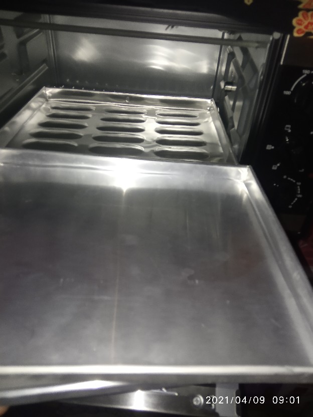 Cetakan Loyang Kue Lidah Kucing Lubang 18 - Perak Free Packing Bubble + Dus