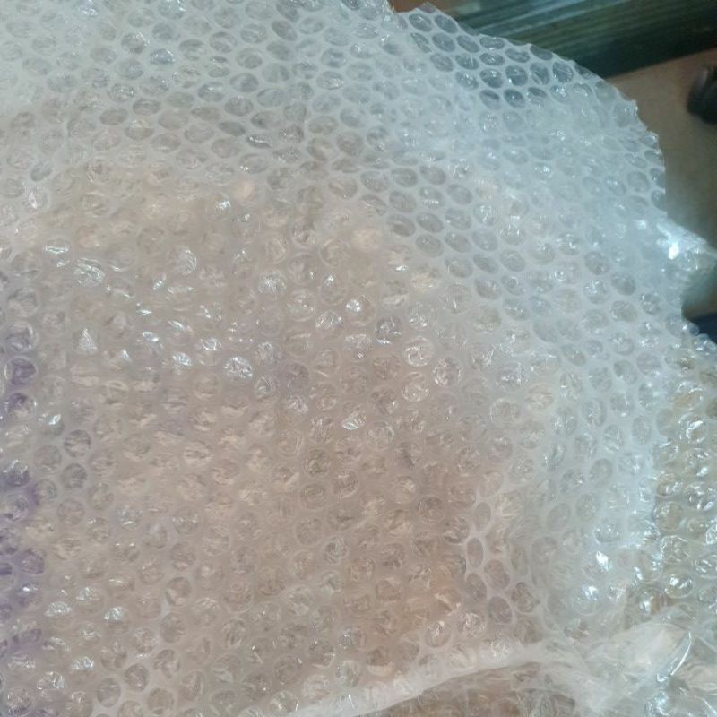 

BUBBLE WRAP TAMBAHAN UNTUK PRODUK UKURAN 50CM X 60CM