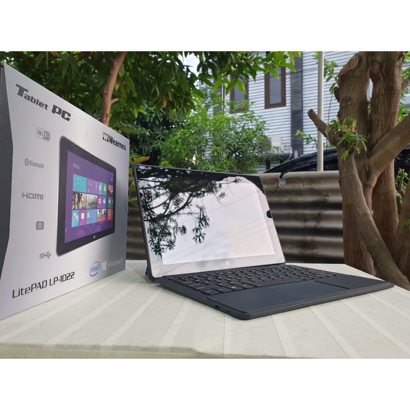 LitePAD Wearnes LP-1022 aptop tablet