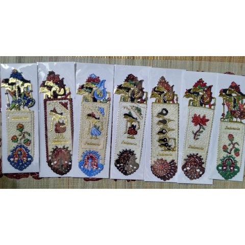 

Pembatas Buku Wayang Kulit Halusan Produk Best Seller