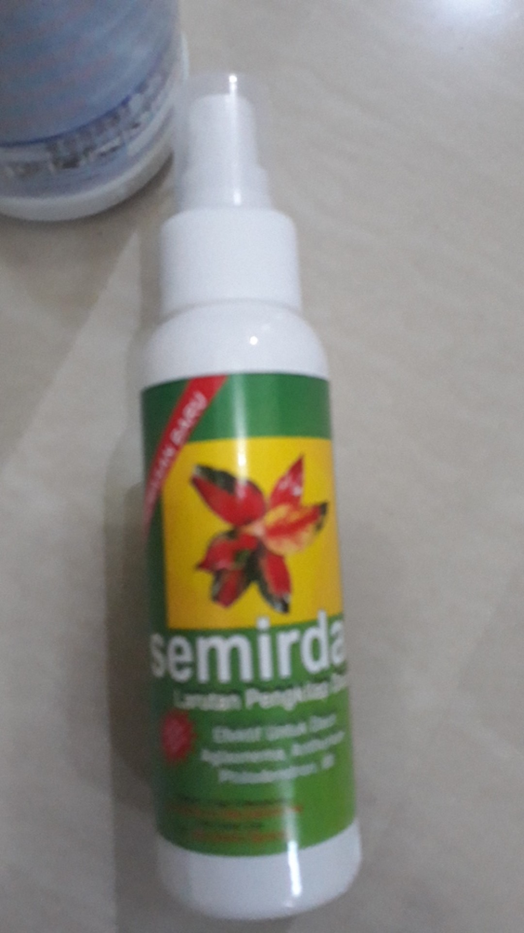 Semir Daun Plus Zpt Ipb 100 Ml Pengkilap Daun Seketika