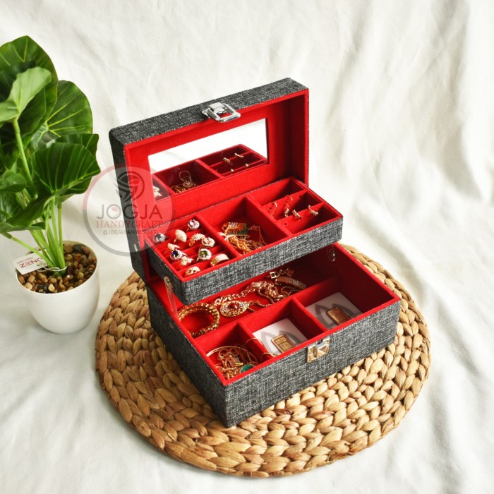 Box Kotak Perhiasan Emas, Kalung, Gelang, Cincin & Tempat Emas Antam