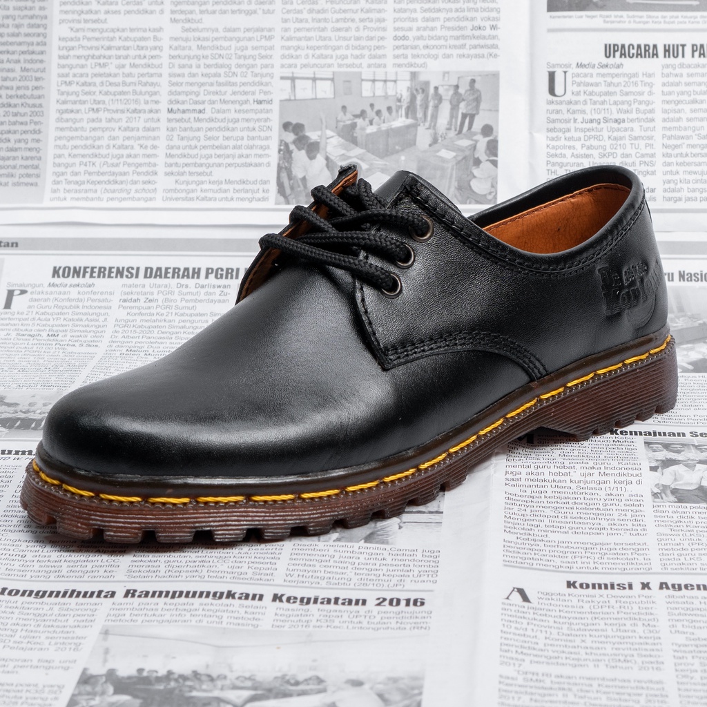 Sepatu Wanita / Docmart Wanita Low Boots 3 Hole Kulit Asli Premium