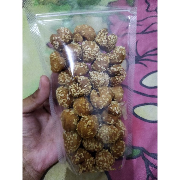 

KUE KETAWA