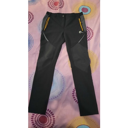 Celana Nepa Second, Celana Outdoor Second, Celana Gunung Second. (Celana Softshell Second)