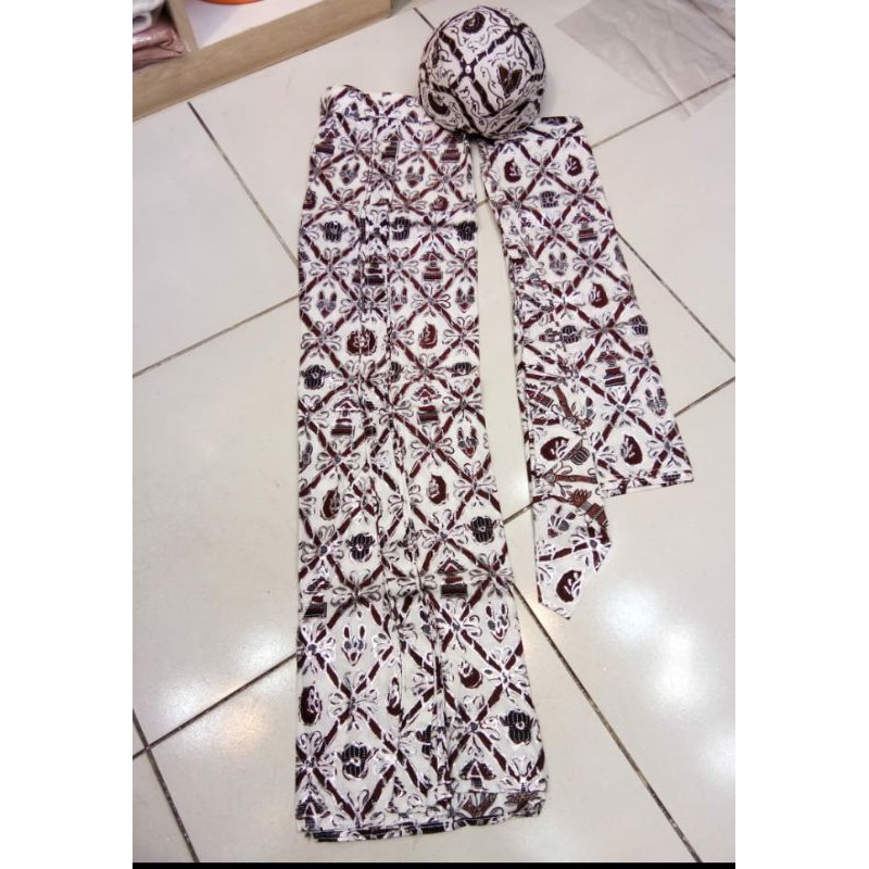 SALEEE KAIN PRADA BATIK NAWAHN PENGANTIN//KAIN BATIK//KEBAYA