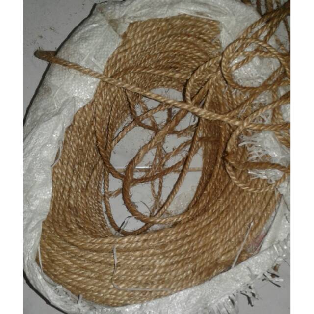 cat condo tali garukan cat tree mainan kucing