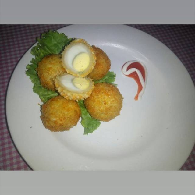 

CIPY ( Cilok Crispy ) isi telur puyuh