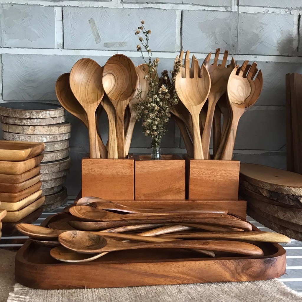 Akka - Sendok Jati [26 Cm]