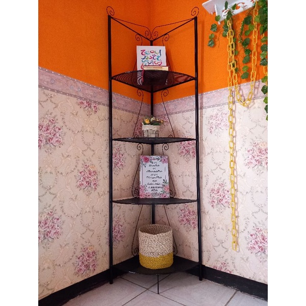 RAK SUDUT BESI MINIMALIS