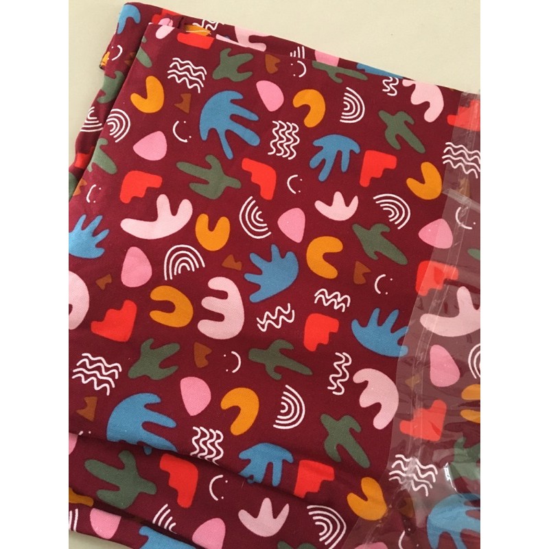 DASTER BUSUI SAIS DREAM CSL HABEL SNL RGB-Maroon abstract