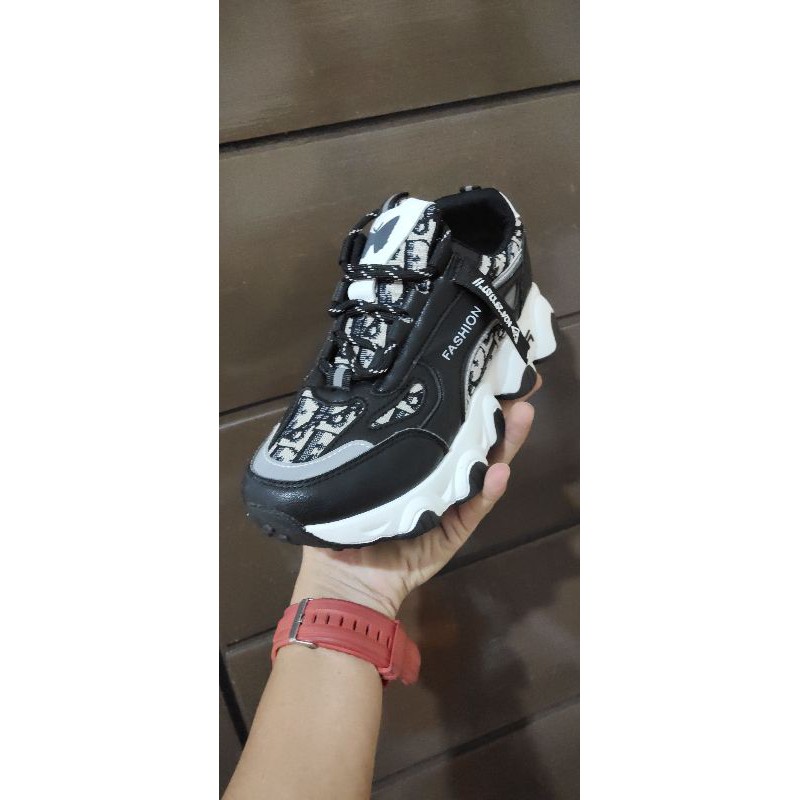 fashion Dior hitam sepatu premium