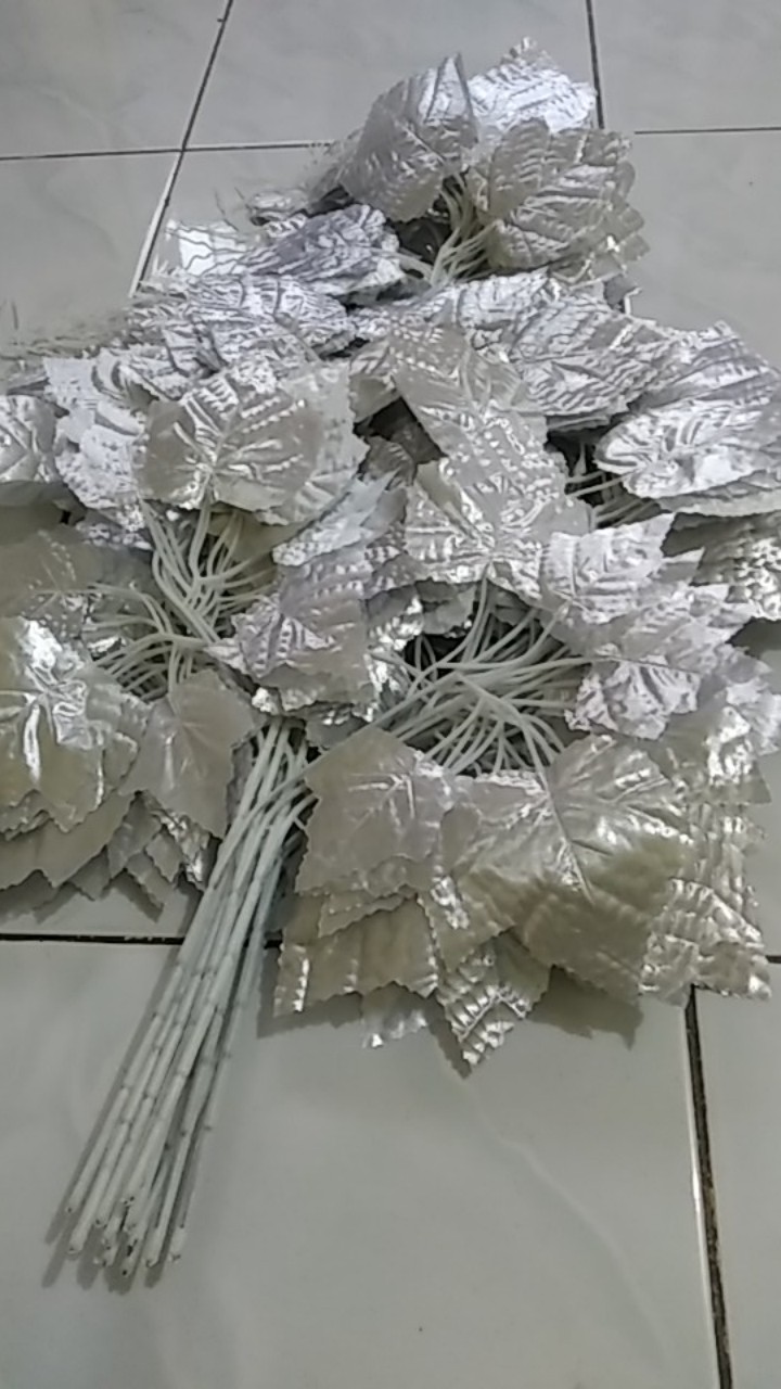 Wanflower Daun Anggur * Silver (perlusin)