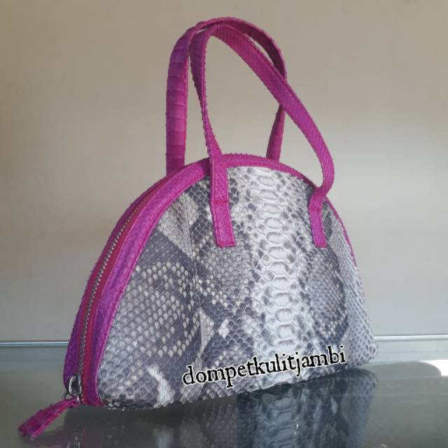 Tas oval kulit ular phyton asli