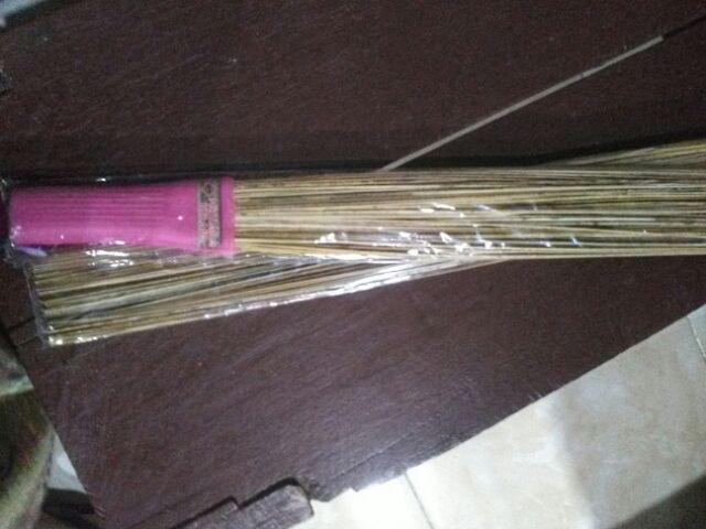Sapu Lidi Kasur