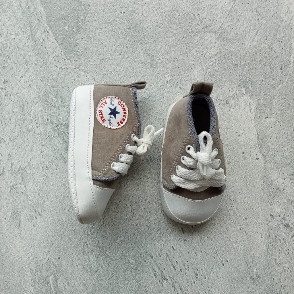 sepatu bayi sneakers bayi prewalker bayi 6-18  bulan converse prewalker