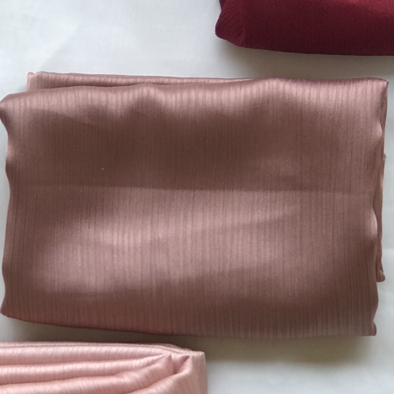 Pashmina Premium Satin Silk Malaysia Textured Crinkle (JAHIT TEPI KECIL SUPER RAPI)-Rosebrown