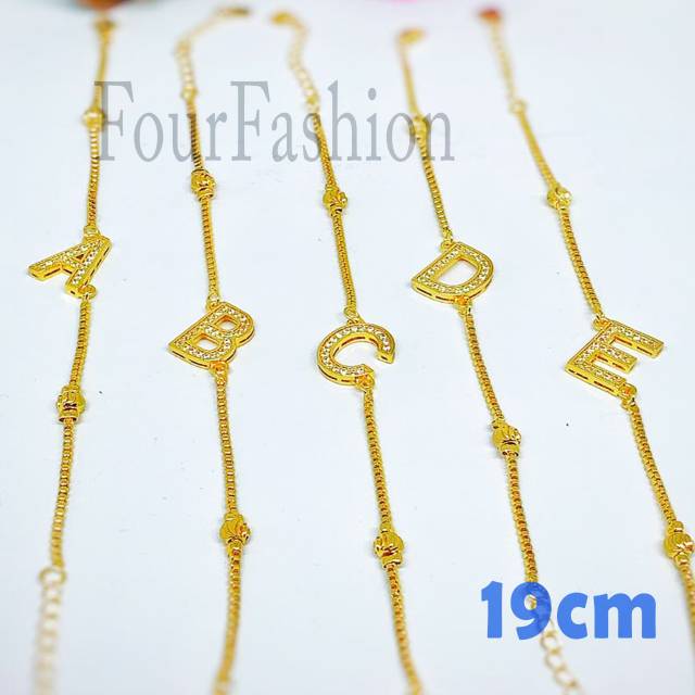 Fourfashion - Gelang tangan Sirkon ARIAL Huruf Capital Xuping GOLD