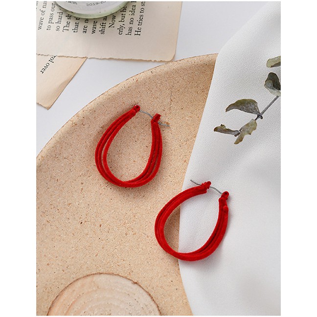 LRC Anting Tusuk Fashion Geometric Flocking U Line Irregular Earrings D52131