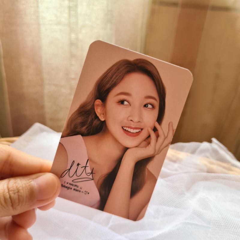 PHOTOCARD OFFICIAL NACIFIC X DITA LIMITED EDITION [SECRET NUMBER]