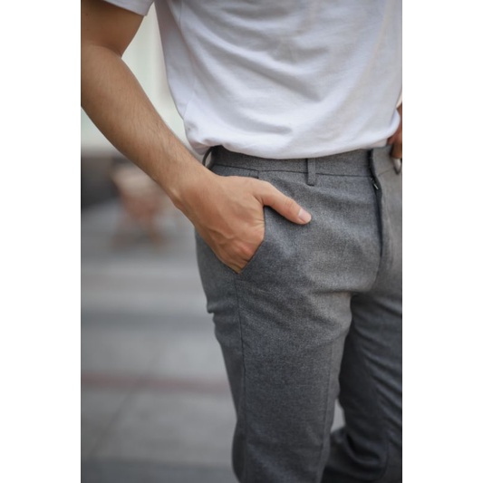 Mubeng - Celana Ankle Slimfit Light Grey