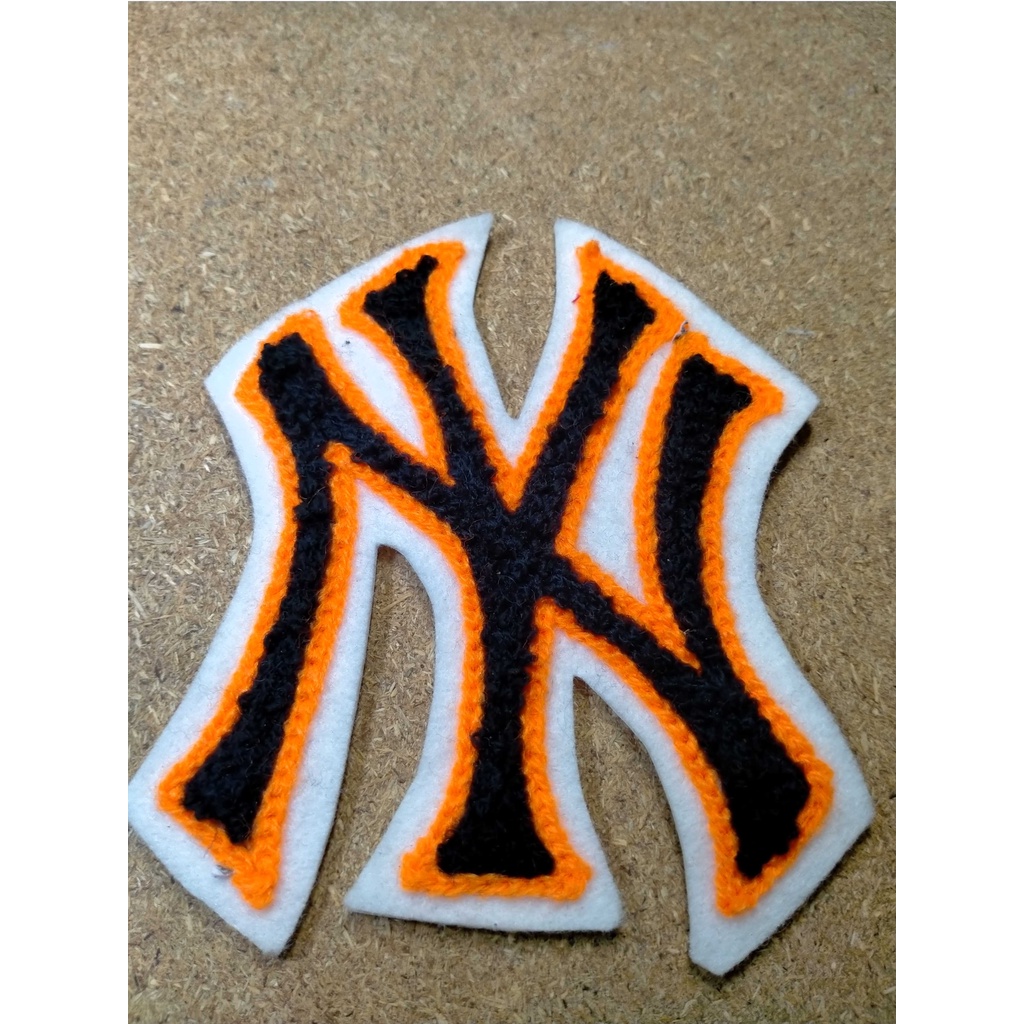 PATCH BADGE EMBLEM BORDIR CHENILLE BORDIR HANDUK VARSITY