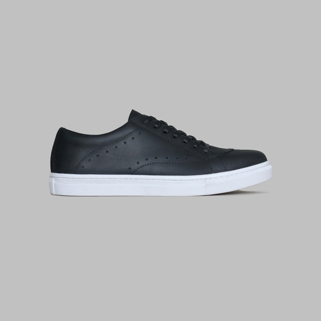 ARTAP - Sepatu Sneakers Kulit Asli - Alordi CH Black White Sole