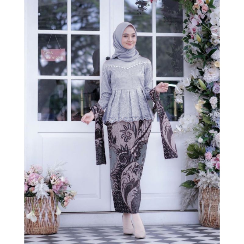 Batik Brokat Couple Kebaya Modern Kebaya Tunangan Kebaya Lamaran Kebaya Wisuda Kebaya Kondangan-Kebaya+rok(grey)