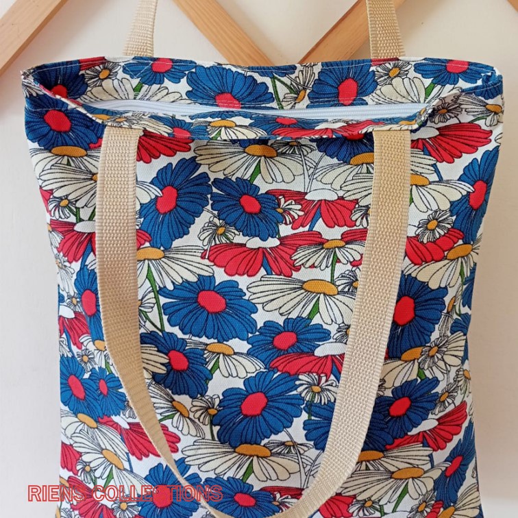 TAS KANVAS TOTEBAG KANVAS MOTIF BUNGA KERTAS. TAS WANITA KANVAS. Riens Collections