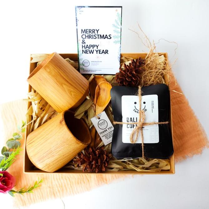 

HAMPERS LEBARAN PARCEL LEBARAN PARSEL IDUL FITRI NATAL KADO NIKAHAN LW