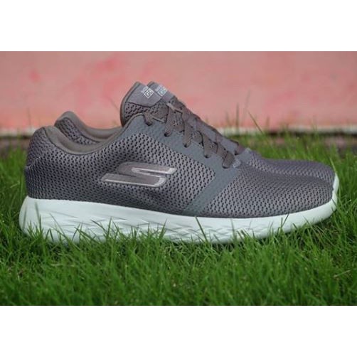 skechers go run 600 refine