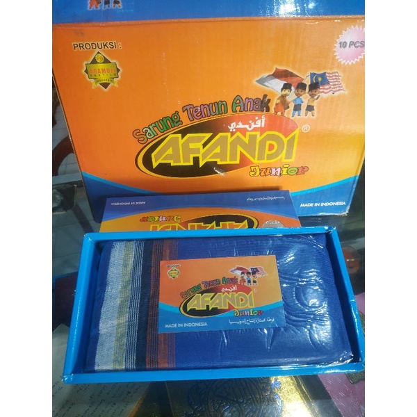 sarung tenun anak Afandi
