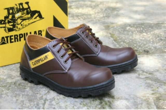 Sepatu Low Boots Caterpillar