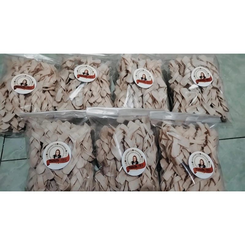 

Kerupuk Kepang Khas Madura