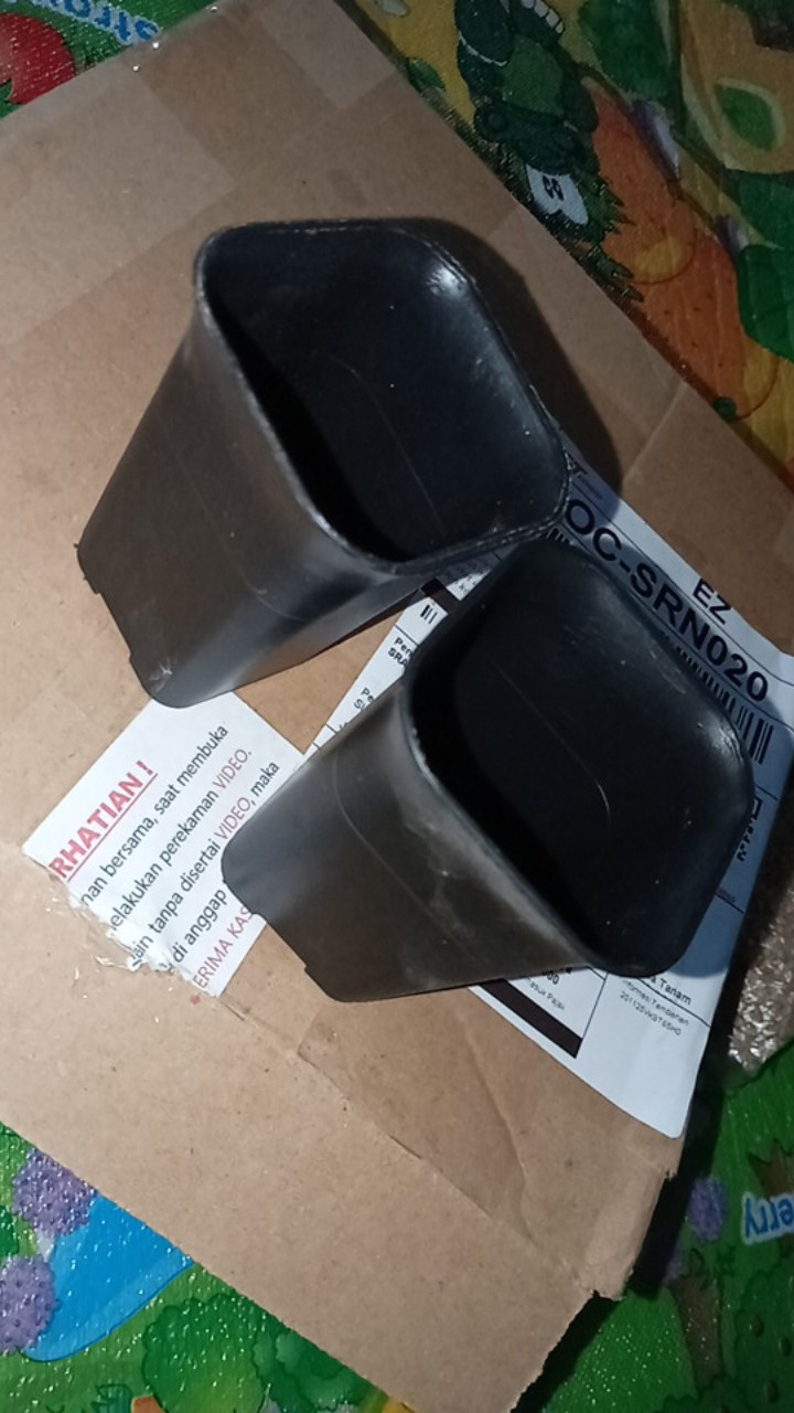 Pot Kotak Hitam 5x5x7 Cm