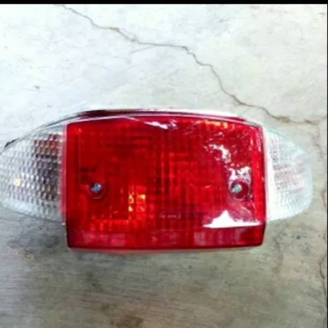 Lampu belakang-lampu stop astrea grand