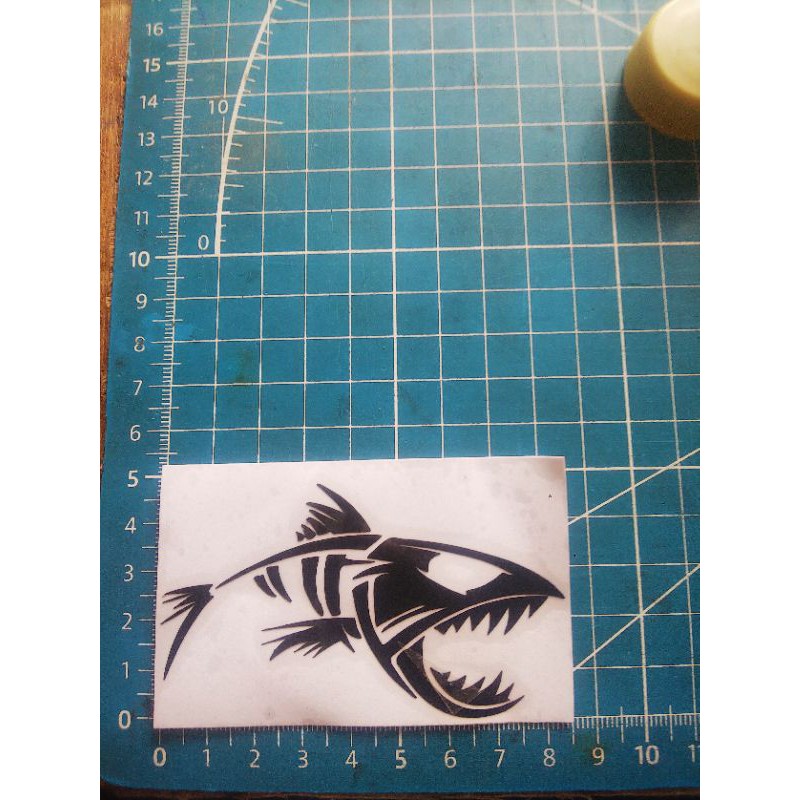 stiker cuting animasi tulang ikan